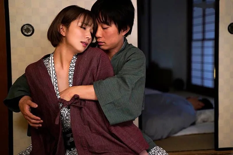 Chuyến đi suối nước nóng làm tình cô bạn thân của vợ sắp cưới có thai cmnl