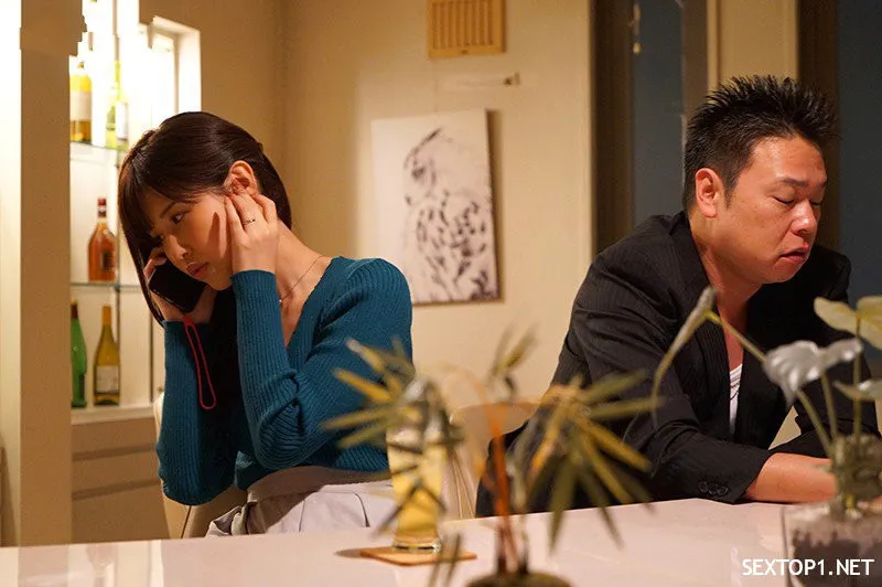 ông chồng yếu, vợ yêu tìm đến cô bạn gái củ