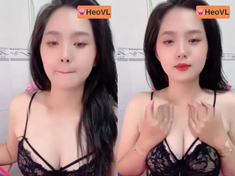 Em gái răng khểnh khoe dương vật tròn trắng